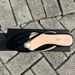 Fashion Nova Black and Tan Sandals with Pearl Accent